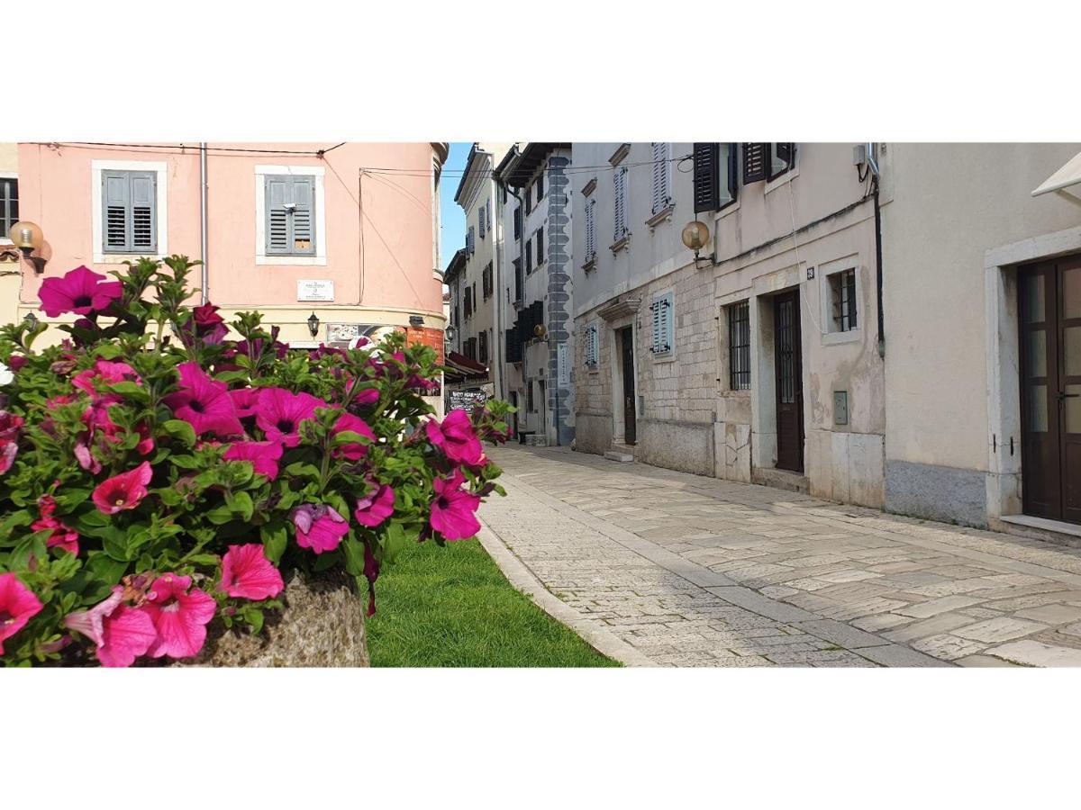 Eufrasiana Apartments Porec Luaran gambar